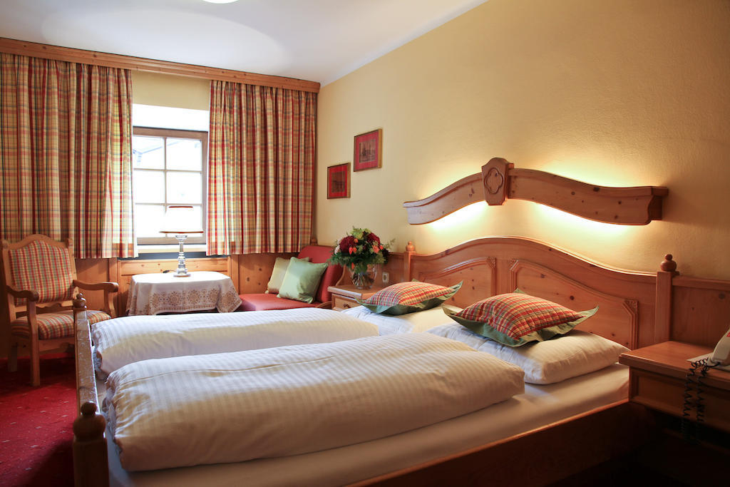 Chalet Strasshofer 키츠부헬 객실 사진